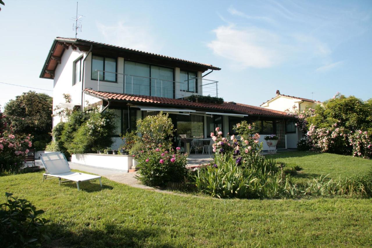 Pietrasanta - Versilia - Villa Arzilla Garden Con Piscina トンファーノ エクステリア 写真