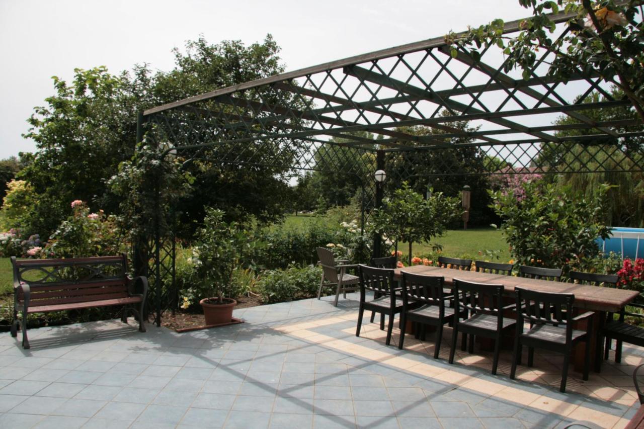 Pietrasanta - Versilia - Villa Arzilla Garden Con Piscina トンファーノ エクステリア 写真